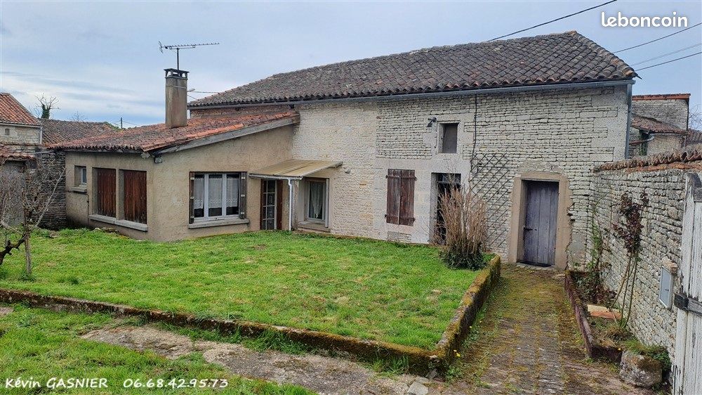 Maison 5 pièces 87 m² · à Brie · 87 m² · 93 000 €