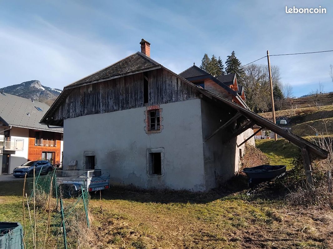 Grange 1 pièce 130 m² (image 1)