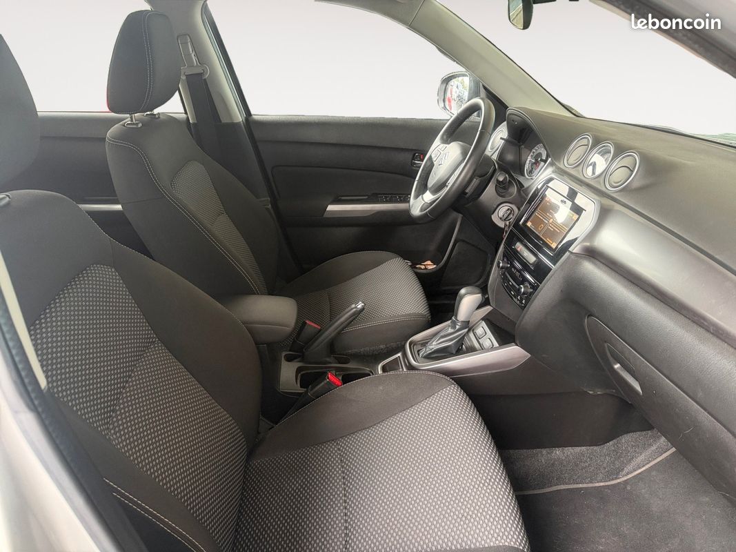 Suzuki vitara 1.0 boosterjet 110 comfort 2wd bva (image 8)