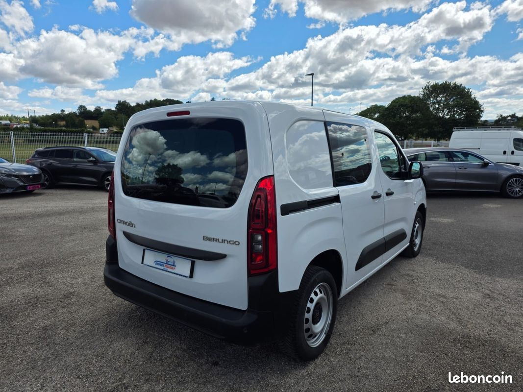 15850 HT - Berlingo M BlueHDi 130 cv EAT8 / Hayon AR / idem PARTNER (image 3)