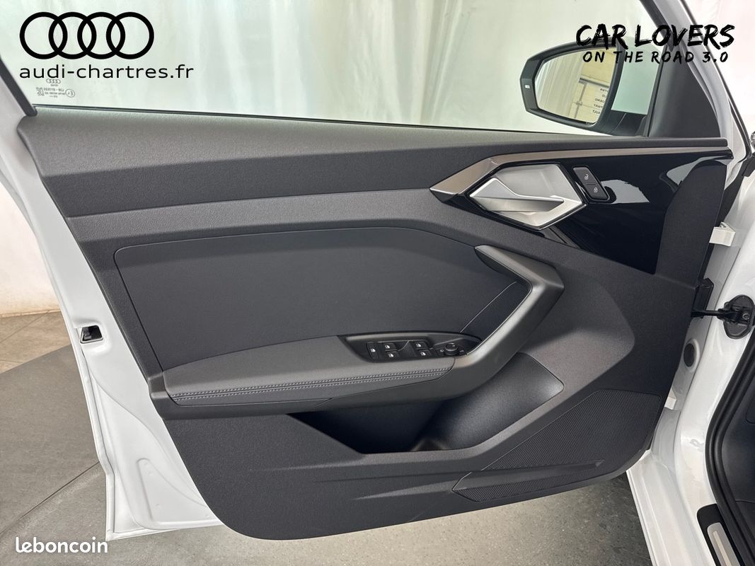 AUDI A1 Sportback 25 TFSI 95 ch S tronic 7 Design (image 18)