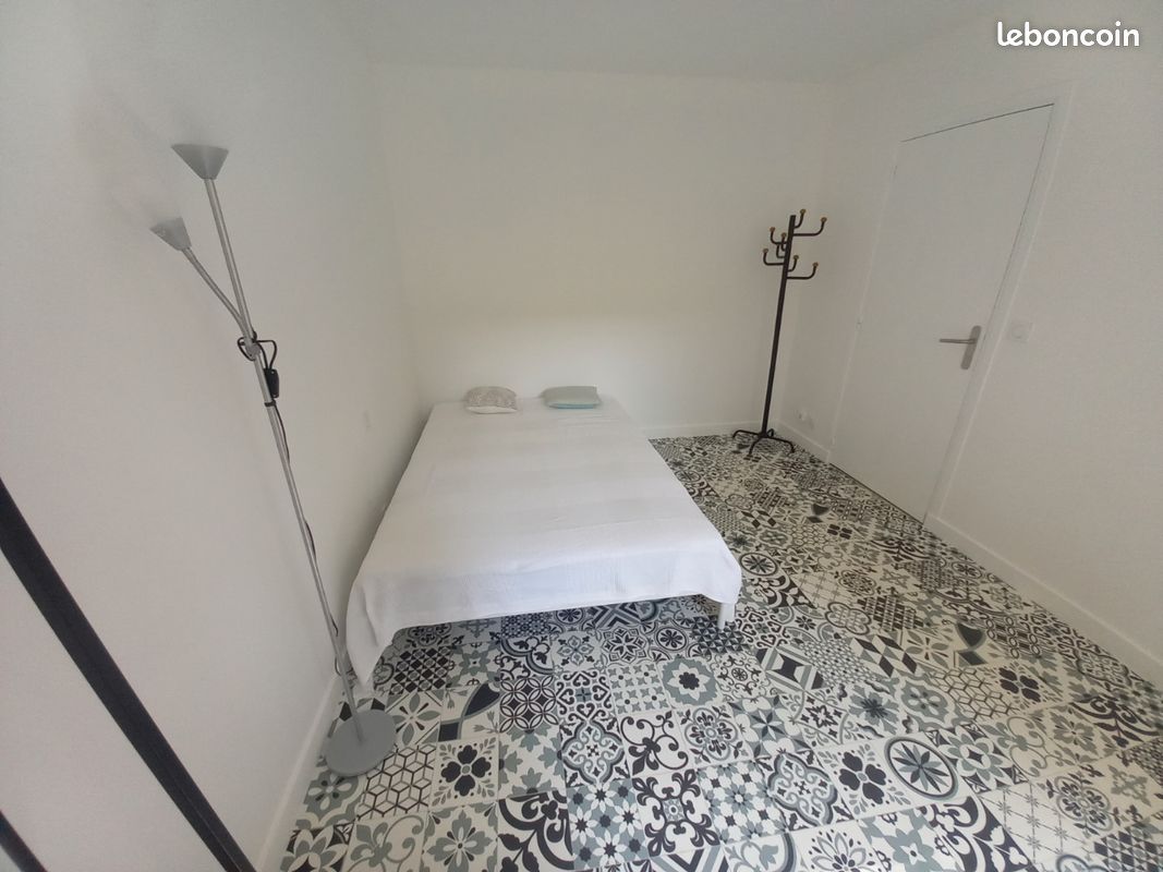 2 appartements meublés 1 F1 + 1 studio + 1 cave + 2 parkings à Chamalières (image 3)