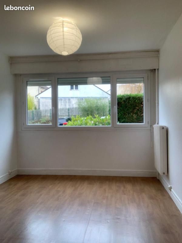 Appartement 1 pièce 26 m² · à Palaiseau · 26 m² · 634 €