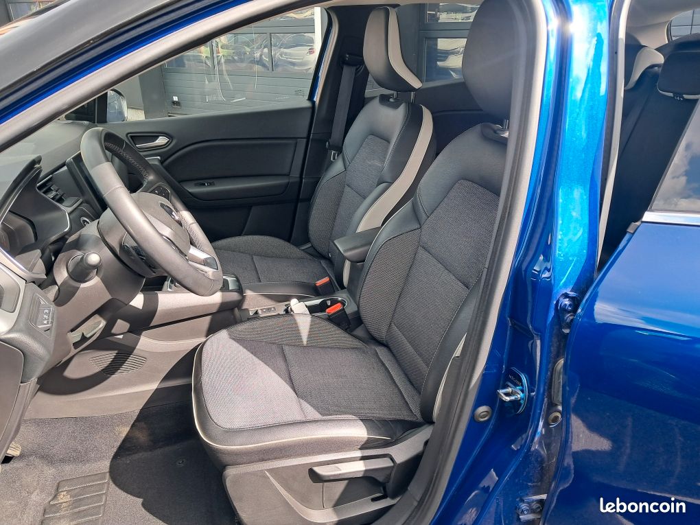Renault CAPTUR II 1.3 TCE 140 EDC INTENS 33900 KMS (image 7)