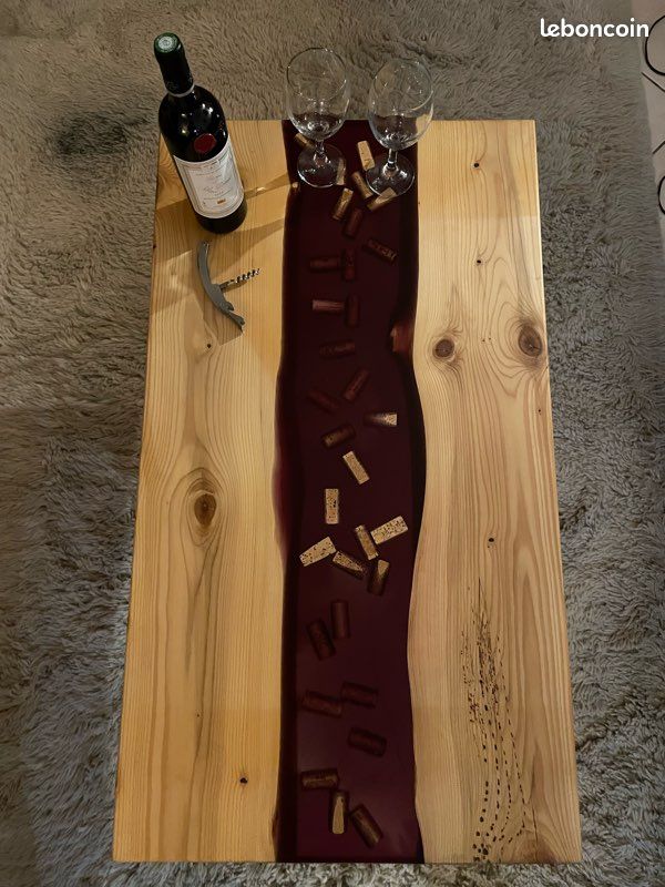 Table basse unique en résine époxy et pin massif – Pièce artisanale avec caractère – Fabriquée main (image 6)
