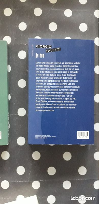 Vends 4 livres genre thriller (image 3)
