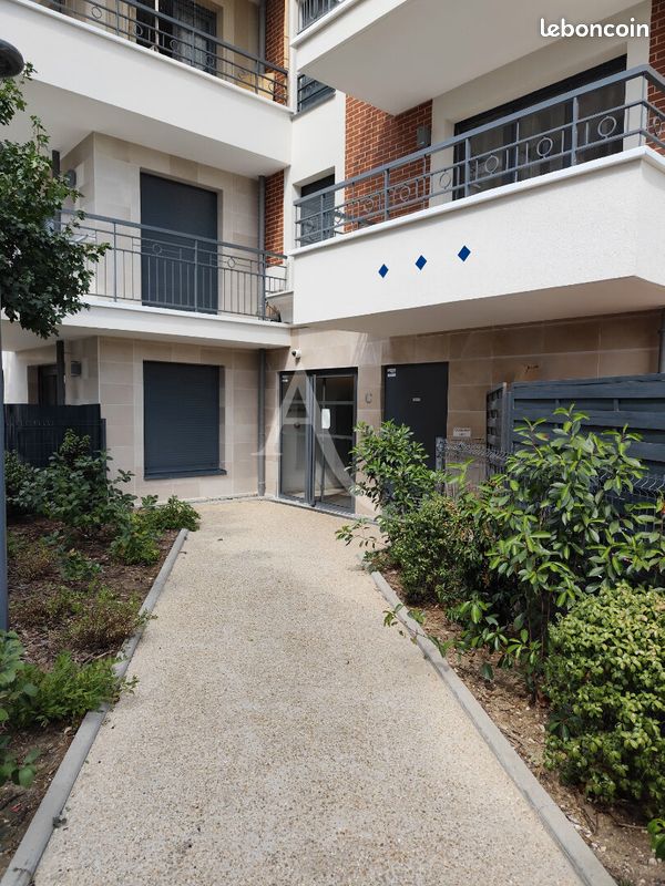 Appartement 1 pièce 27 m² · à Chelles · 27 m² · 170 000 €