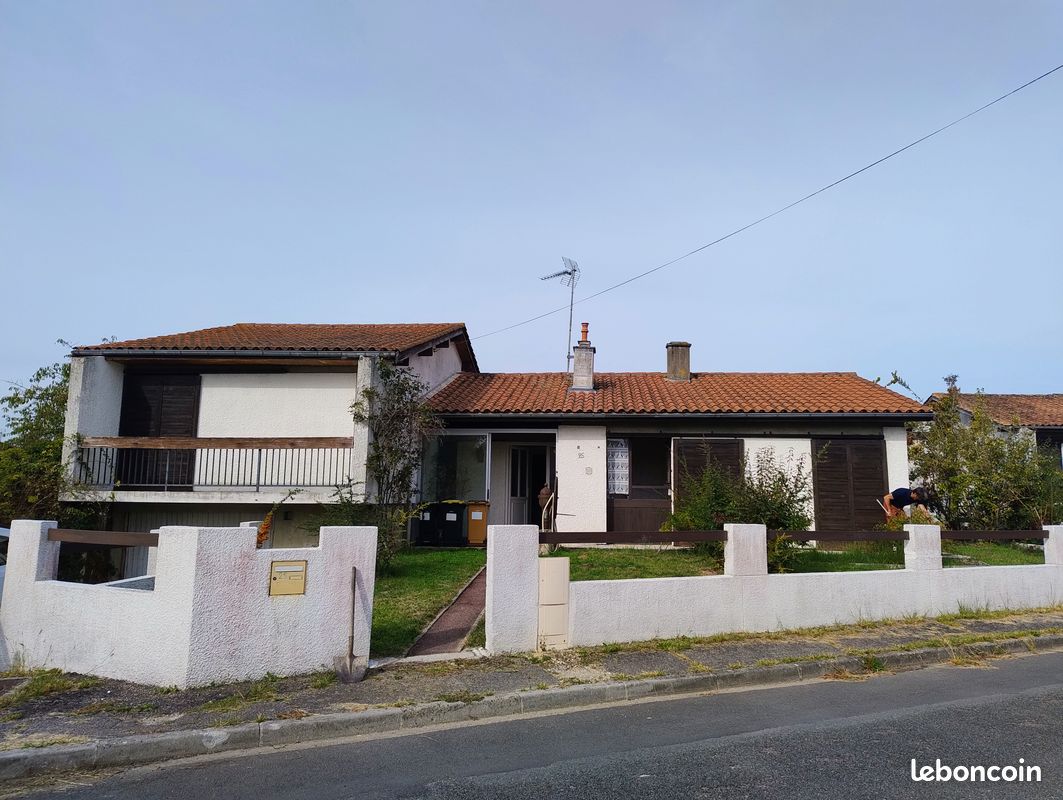 Maison 5 pièces 212 m² · à Vayres · 212 m² · 230 000 €