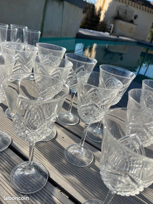 eSplanade – Lot de 4 sous-verres en agate naturelle pour bar, bière, café et thé - Accessoires de table parfaits (Gris naturel) (Bleu eSplanade – Lot de 4 sous-verres en agate naturelle pour bar, bière, café et thé - Accessoires de table parfaits (Gris naturel) (Bleu