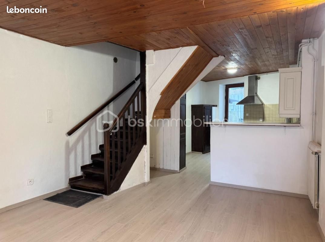 Maison 5 pièces 108 m² · à Saint-Remèze · 108 m² · 155 000 €