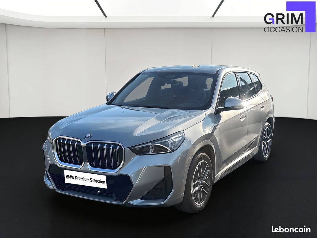 BMW iX1 xDrive30 M Sport (image 1)