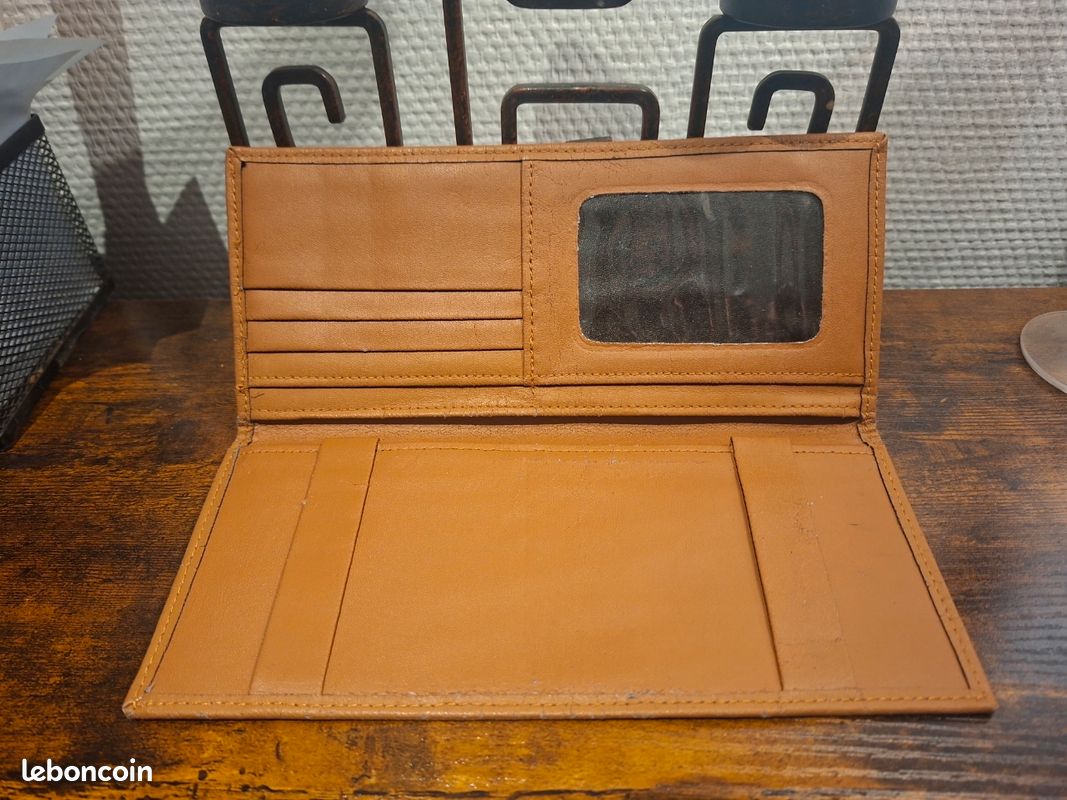 Porte feuille cuir vintage (image 2)