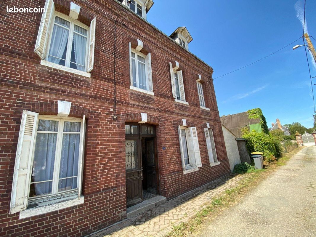 Maison 5 pièces 136 m² · à Saint-Aubin-Celloville · 136 m² · 241 000 €