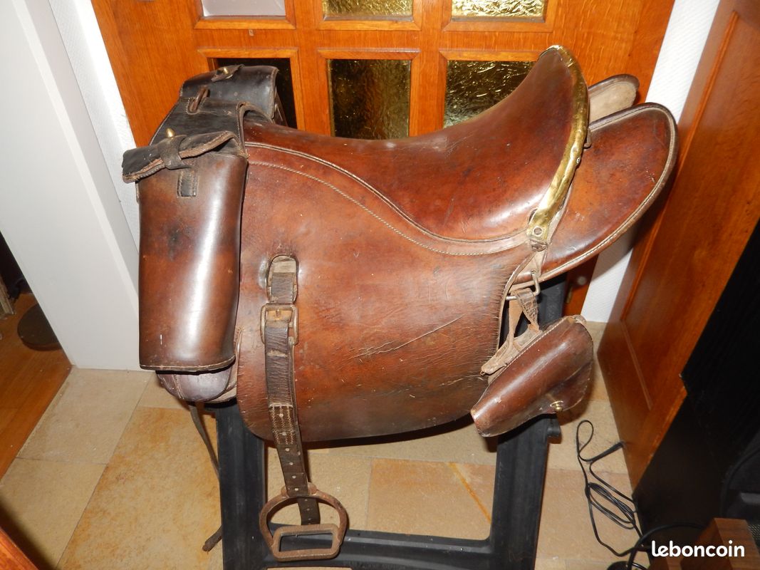 Selle Militaire Armée Française Garde Républicaine (image 1)
