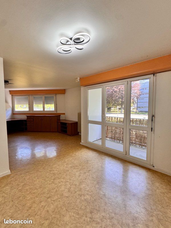 Appartement 3 pièces 66 m² · à Montbéliard · 66,1 m² · 420 €