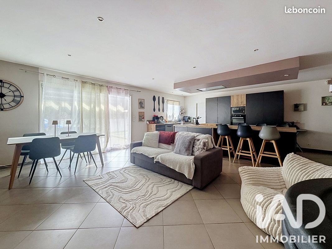 Maison 4 pièces 115 m² · à Puissalicon · 115 m² · 329 000 €