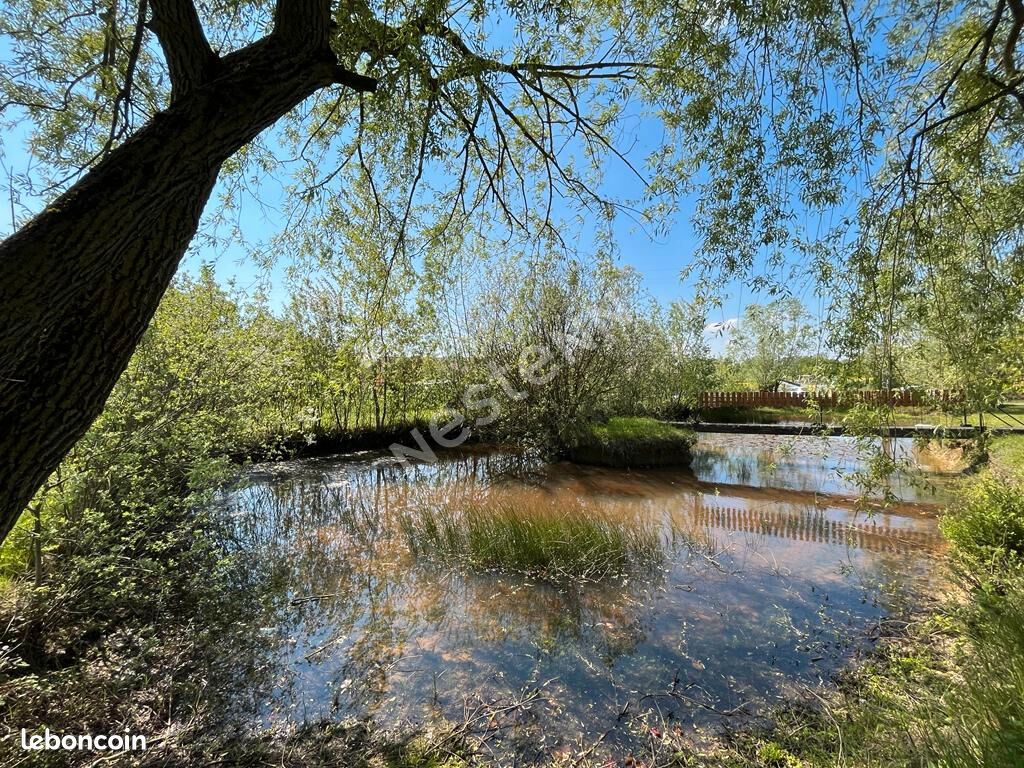 Terrain 27 m² · à Louhans · 27 m² · 17 000 €