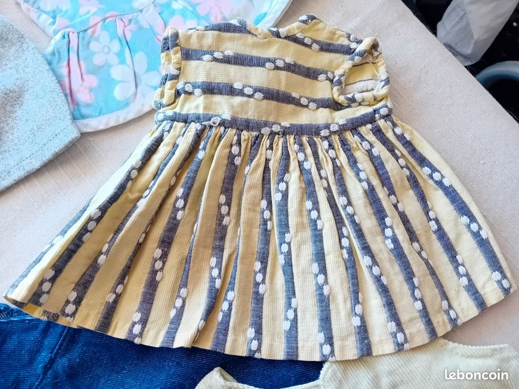 Lot de vêtements de poupée 29 pièces