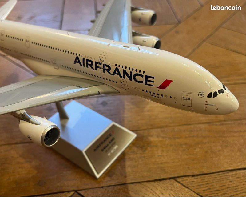 Modèle Avion SUNSK A380 Air France Alliage Métal Échelle 1/400 - Avion Diecast Avec Support