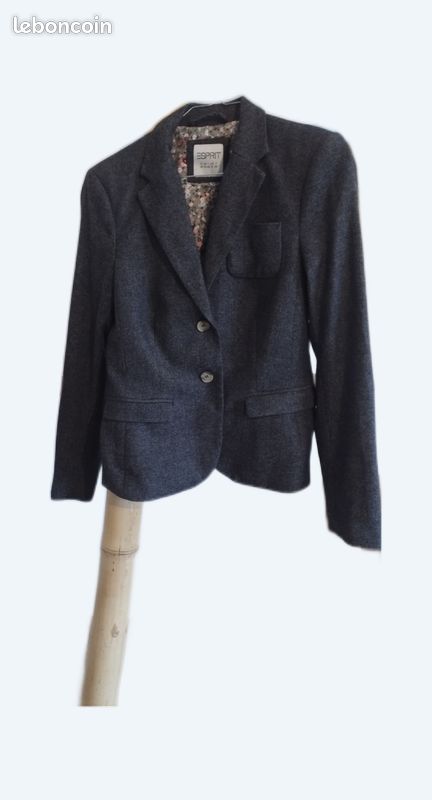 Blouson femme esprit biker avec zips et boucles en métal noir