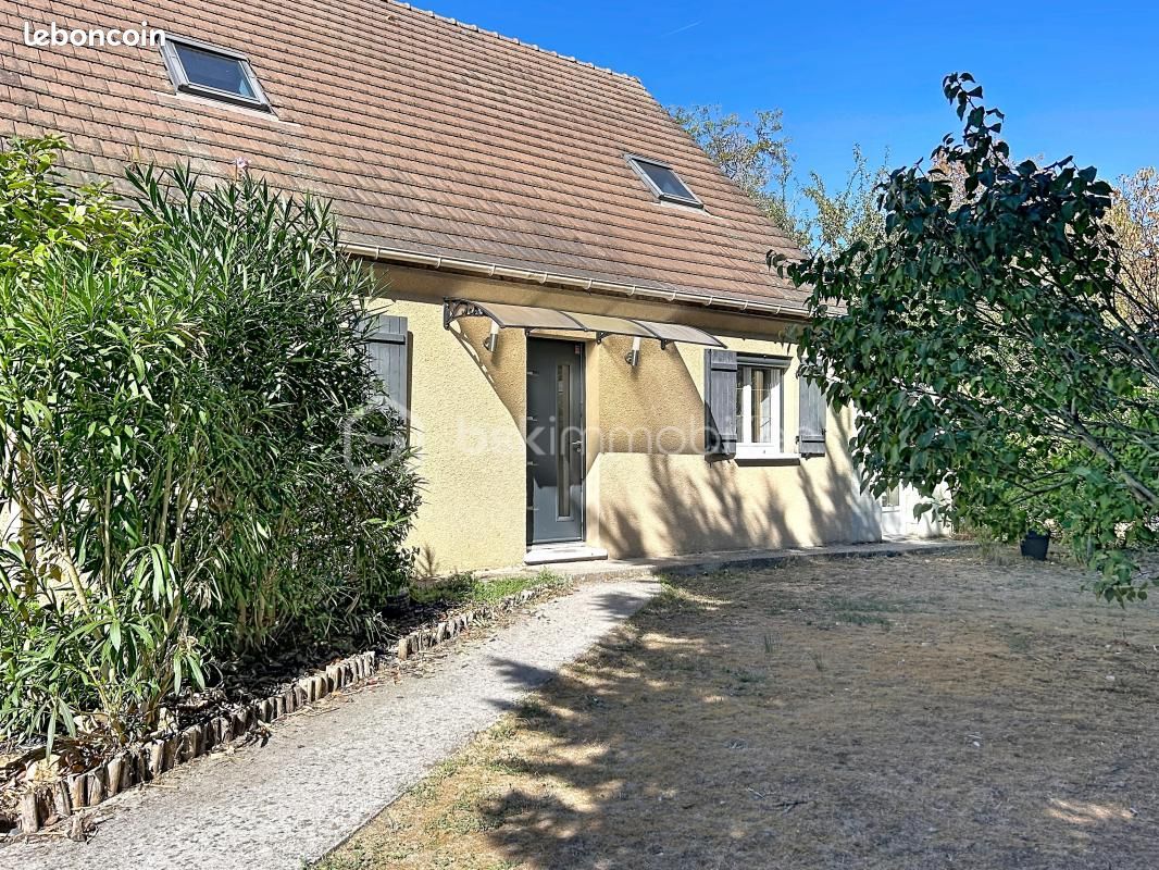 Maison 7 pièces 112 m² · à Corbeil-Essonnes · 112 m² · 285 000 €
