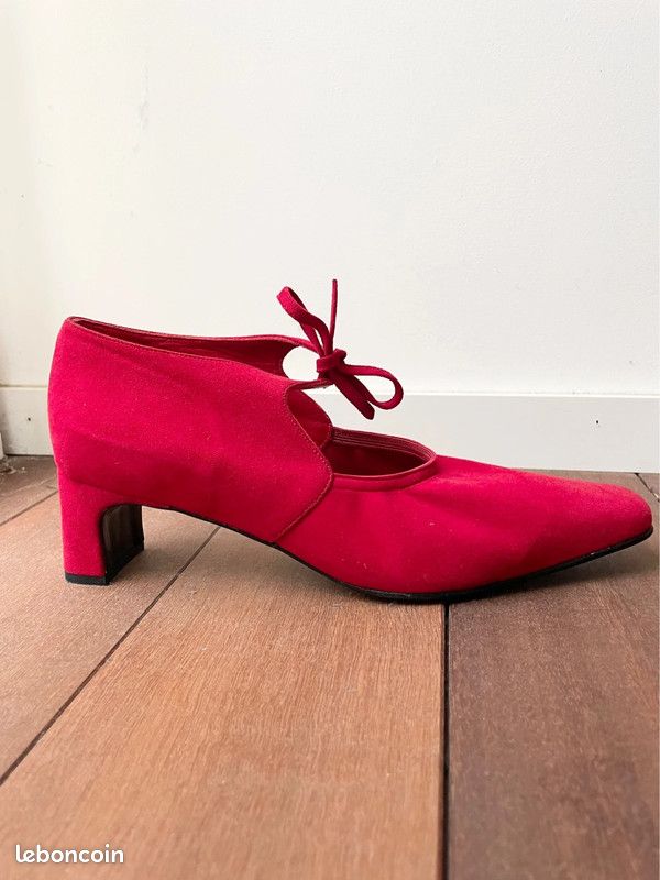 Chaussures Daim Rouge 5 cm Accessoire Paris (image 3)