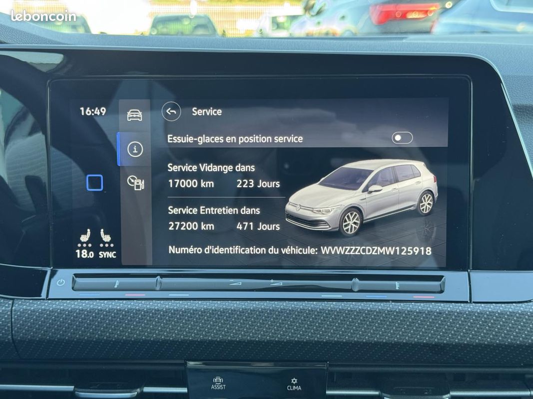 VOLKSWAGEN GOLF 8 R 4Motion 2.0 TSI 320ch DSG 7 (image 22)