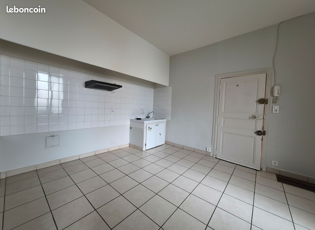 Appartement 2 pièces 47 m² · à Millau · 47 m² · 99 000 €