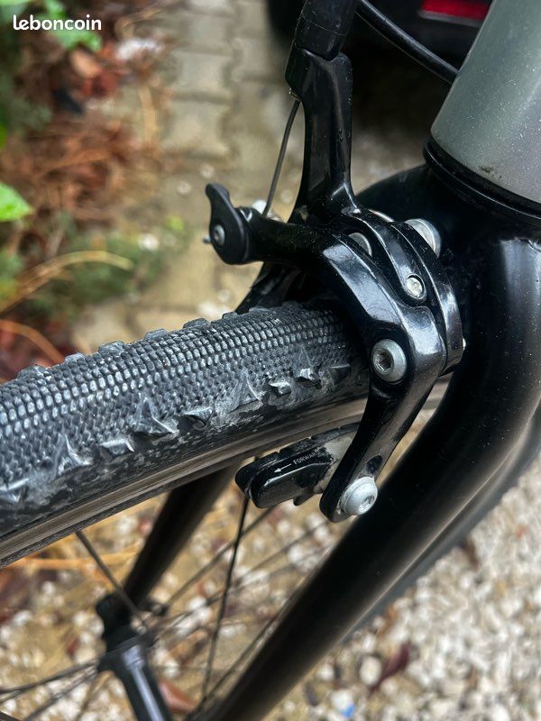 Velo gravel route triban alu xl comme neuf porte bagage sacoche (image 4)