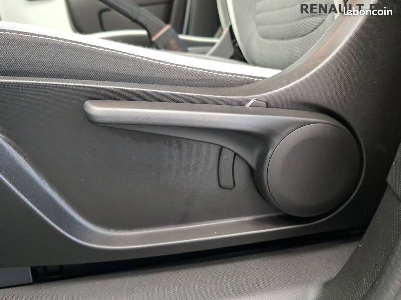 Renault Twingo III E-Tech Equilibre (image 15)