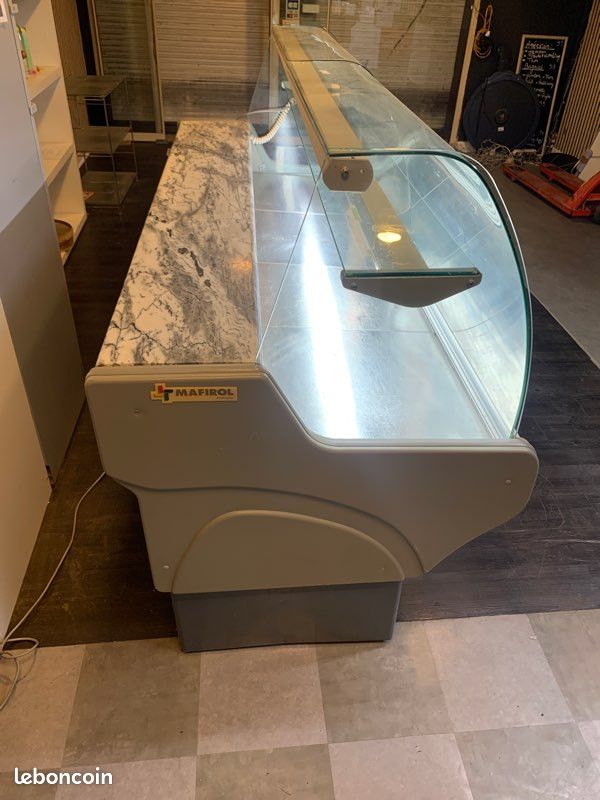 Vitrine (image 3)