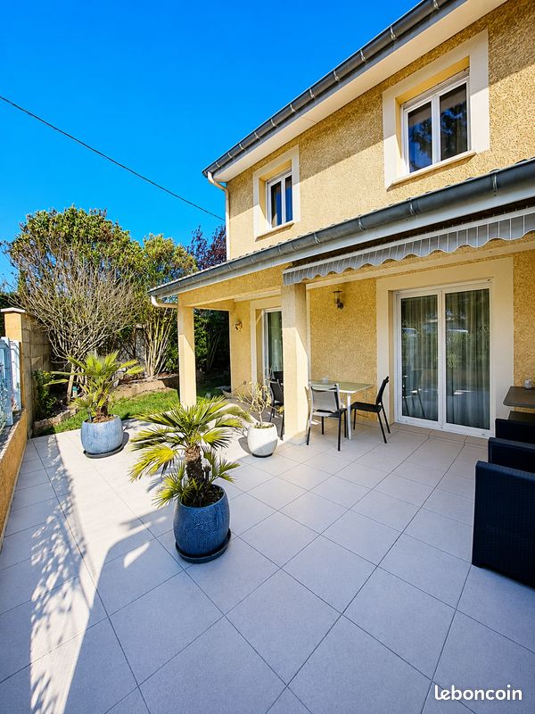 Maison 4 pièces 103 m² · à Chantemerle-les-Blés · 103 m² · 229 000 €