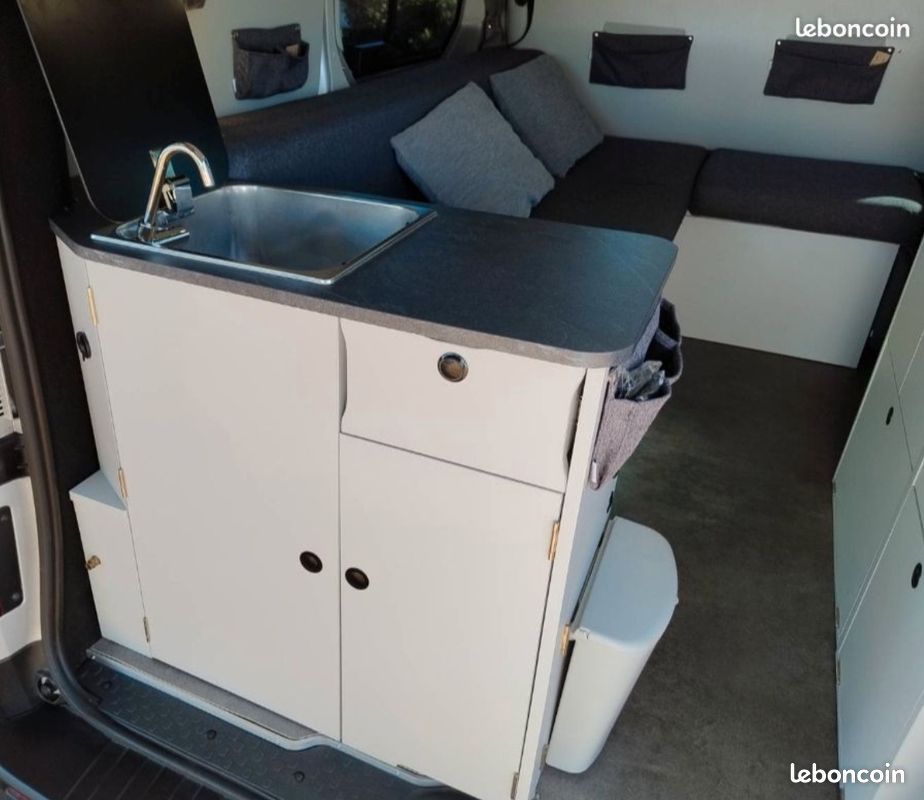 Van aménagé ANTILOPE VAN FLEX 3 - TRAFIC 3 - Caravaning