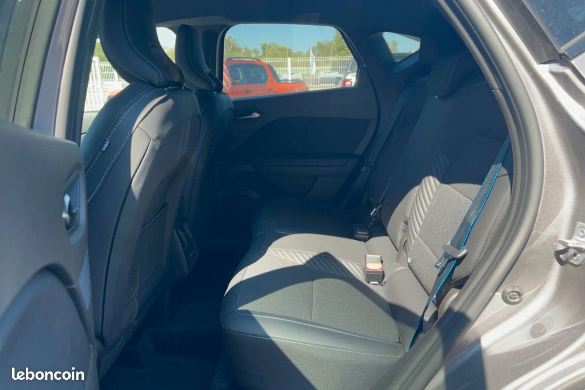 Renault Captur E-TECH 160 ESPRIT ALPINE -19% (image 7)