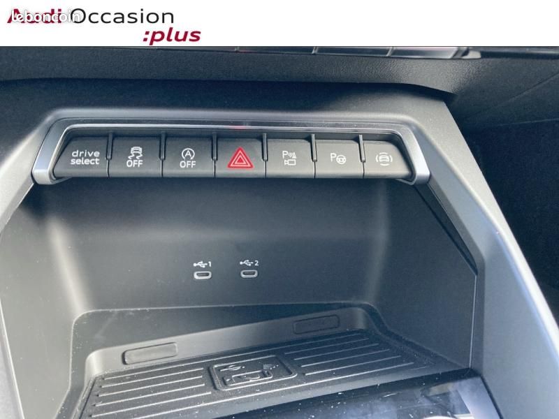 Audi A3 Sportback 35 TFSI 150ch Mild Hybrid S line S tronic 7 (image 32)