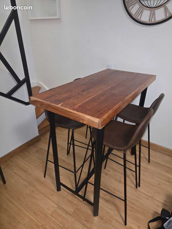 Table haute et 4 chaises hautes (image 1)