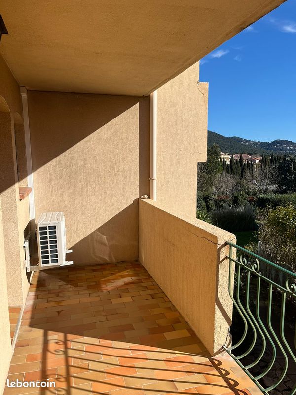 Appartement 2 pièces 55 m² · à Carqueiranne · 55 m² · 309 000 €