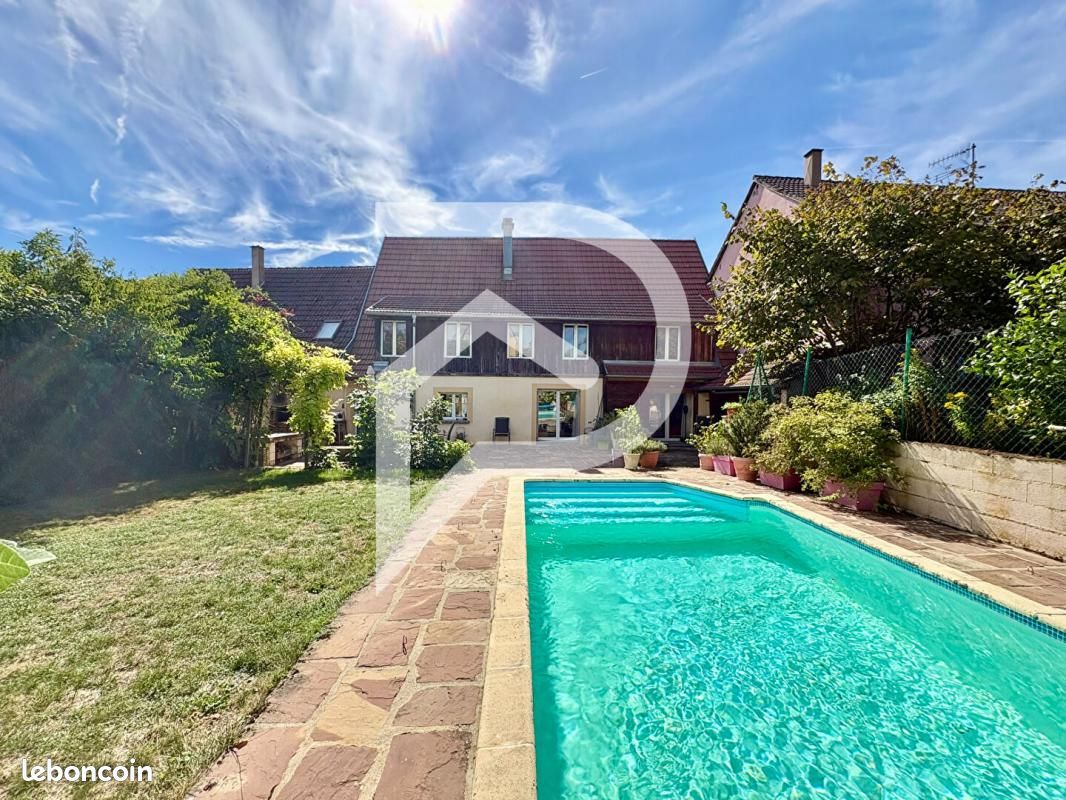 Maison 6 pièces 180 m² · à Obermorschwihr · 180 m² · 355 000 €