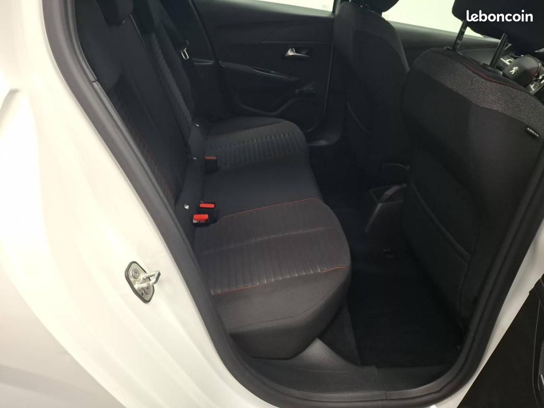 Peugeot 208 II PureTech 100 S&S BVM6 Active Business 5p (image 22)