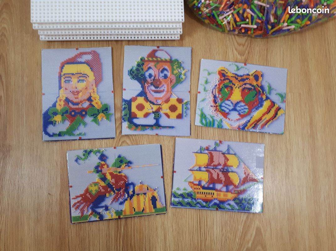 Jeu de mosaique puzzle 4 grilles avec picots 5 modèles (image 2)
