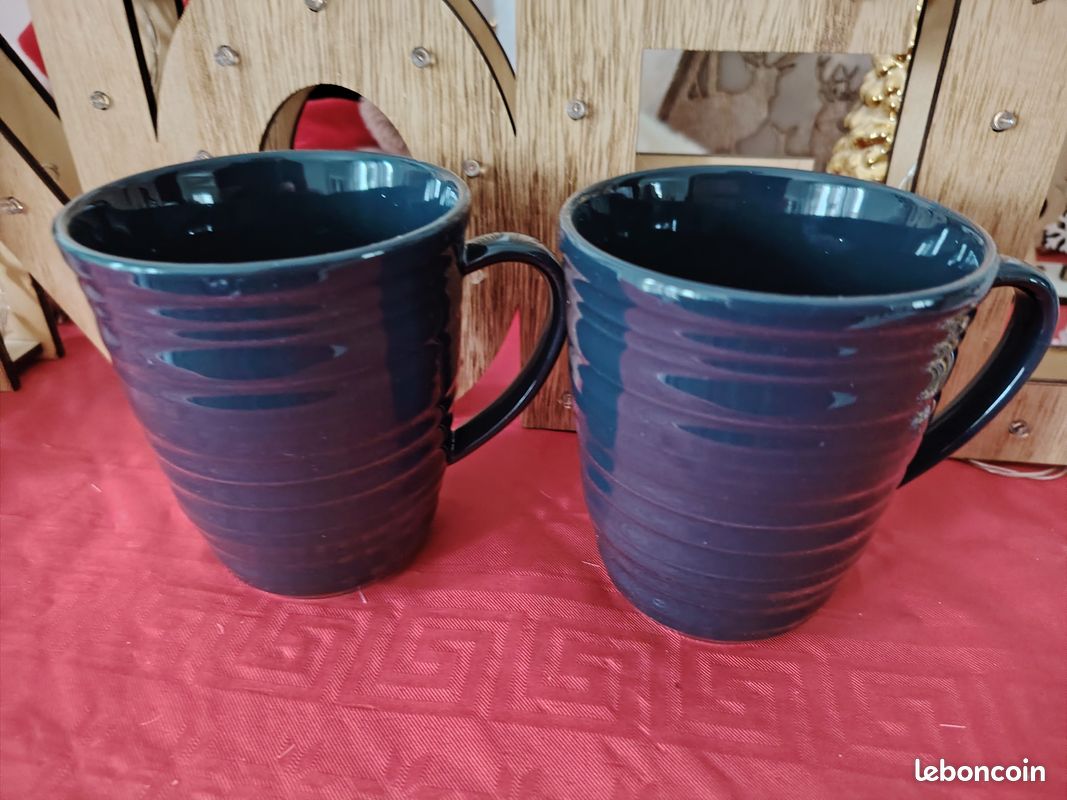 Tasses (image 1)