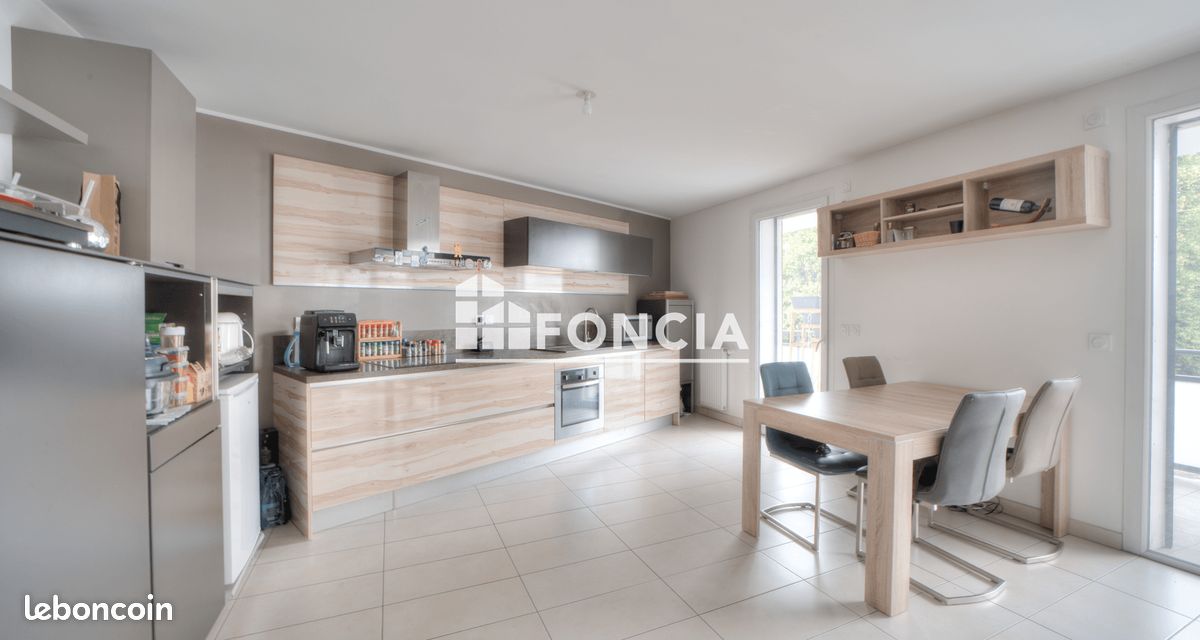 Appartement 4 pièces 87 m² · à Saint-Genis-Pouilly · 87 m² · 410 000 €