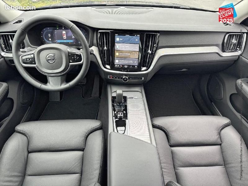 Volvo V60 B4 197ch Plus Style Dark DCT 7 (image 8)