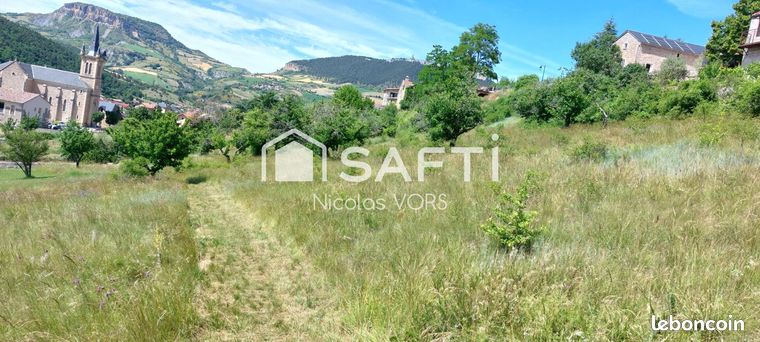 Terrain 4298 m² LA CRESSE