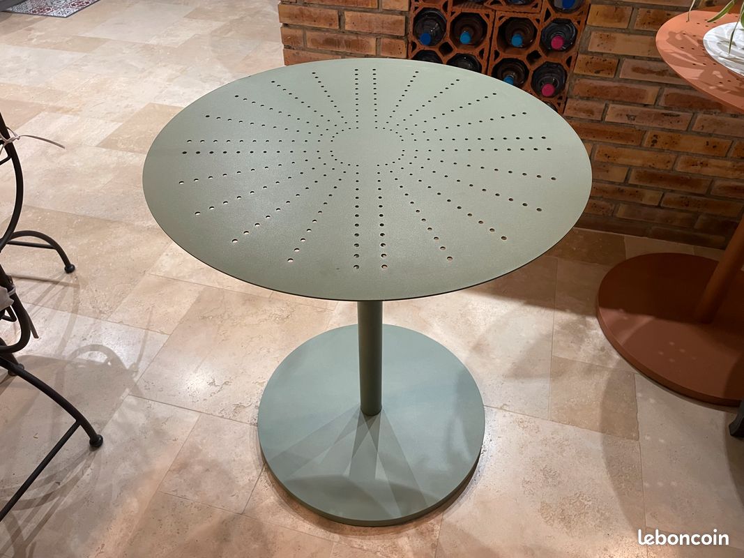 Table Bistrot et chaise (image 4)