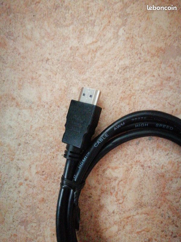 Cable de charge HDMI neuf (image 2)