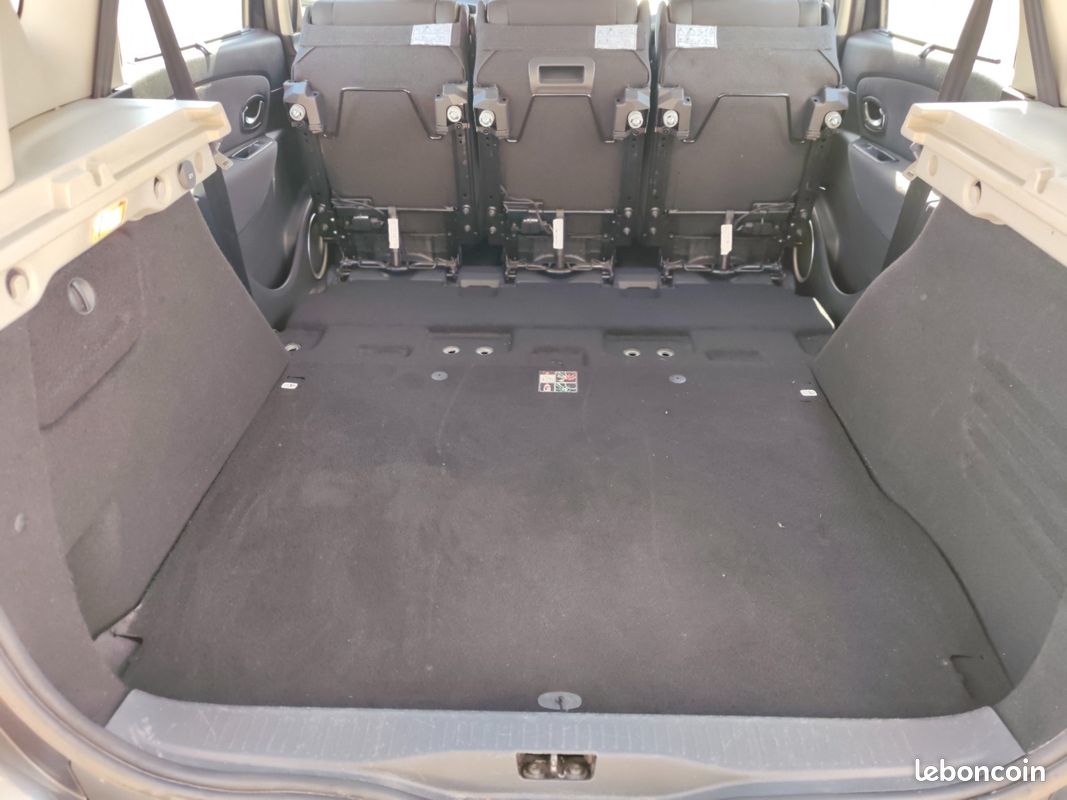 Renault SCENIC III DCI 110 FAP ECO2 DYNAMIQUE EURO 5 EDC ✅️ Révisé / Boite Automatique / Freins Avant et Arrière neufs / 4 pneus neufs / Garantie✅️ (image 14)