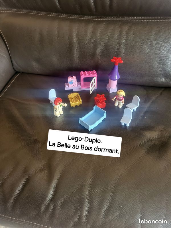 Lego Duplo : La Belle au bois dormant. Poupées. Voitures. Peluches. Figurines (image 1)
