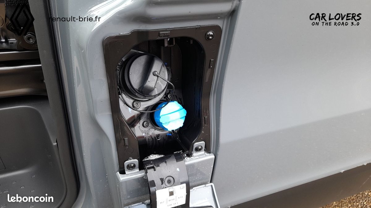 Renault trafic fgn l2h1 3t blue dci 130 gsr2 extra (image 26)