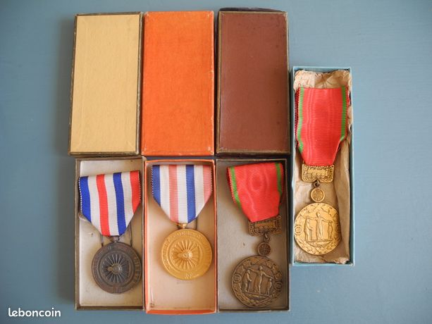 Médaille Fédération Nationale Des Travailleurs Des Chemins De Fers SNCF
